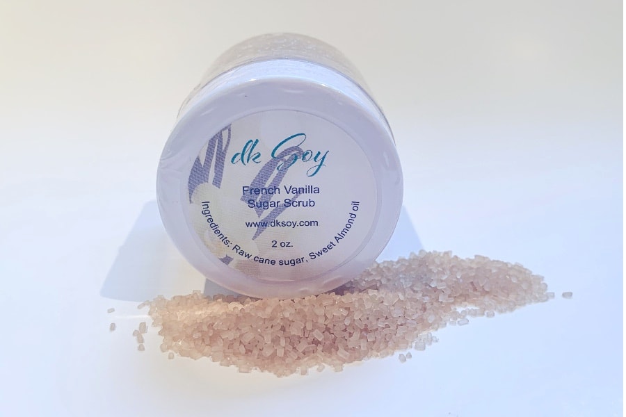 mini french vanilla scrub
